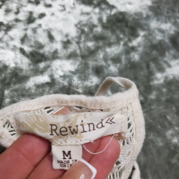 Rewind Floral Tank Top - Picture 3 of 8